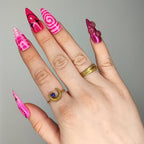 Press on nails - Clown